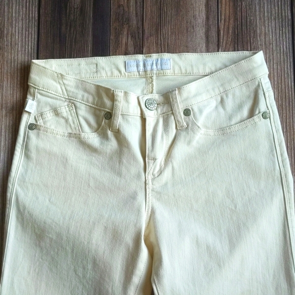 Rock & Republic Cream Straight Leg Jeans - Picture 4 of 12